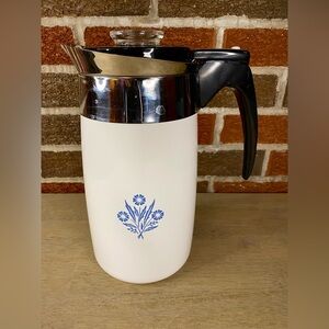 Corning Ware Cornflower Blue
Coffee Maker Percolator P-80-EP
10 Cup Excellent